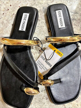 NWT Steve Madden Ardent Toe Ring Sandal Black Gold US 8